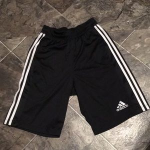 Men’s xsmall Adidas basketball shorts